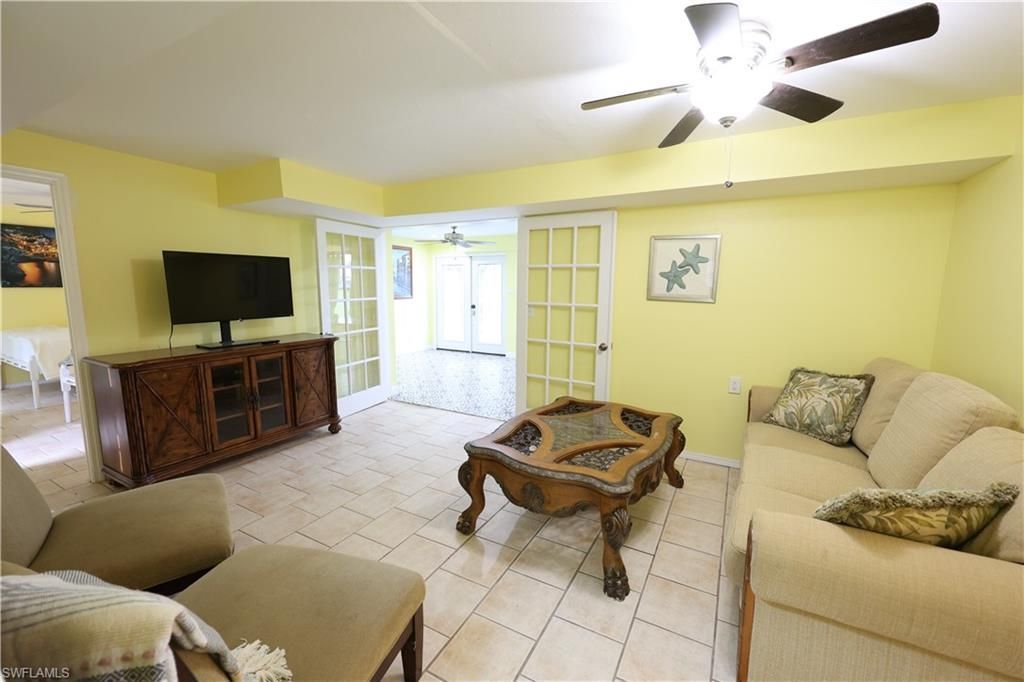 8642 Whispering Pines Dr, Saint James City, FL 33956 Photo