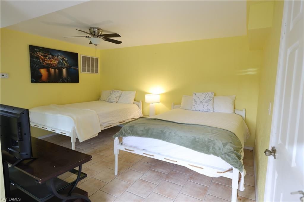 8642 Whispering Pines Dr, Saint James City, FL 33956 Photo