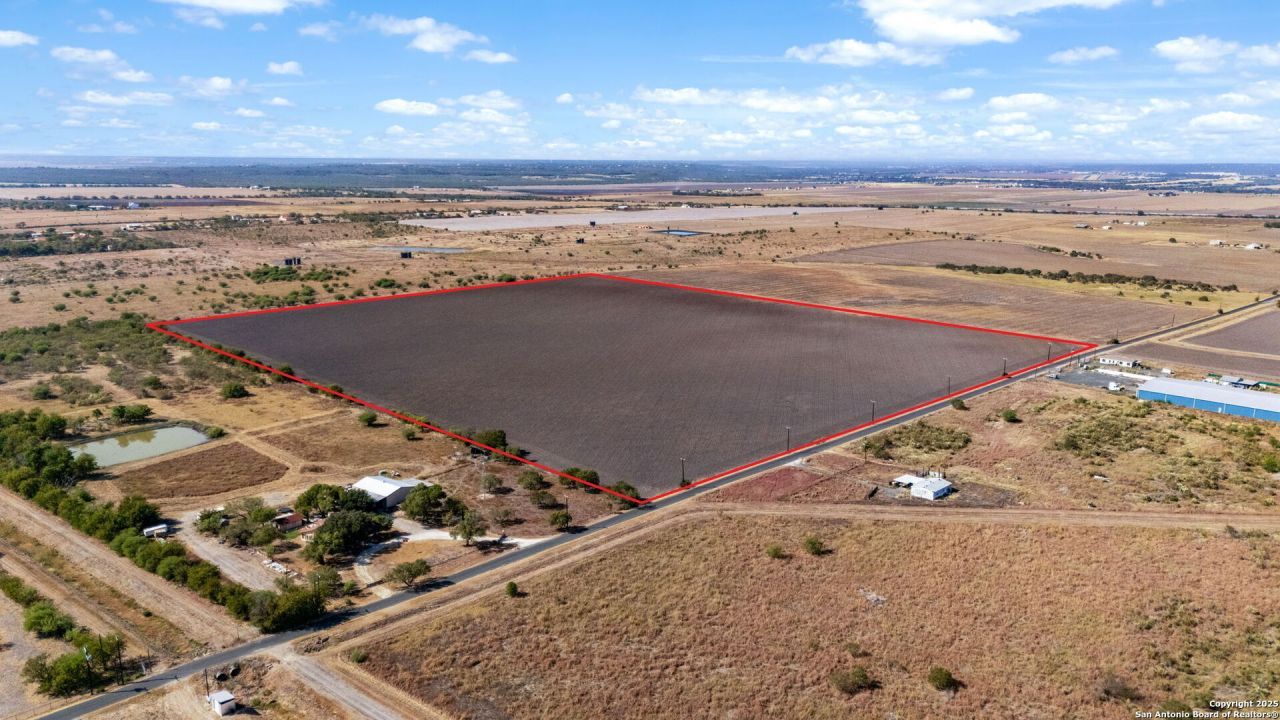 Tbd County Road 583, La Coste, TX 78039 Main Photo