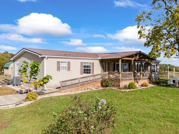 1690 Segal Road , Brownsville, KY 42210