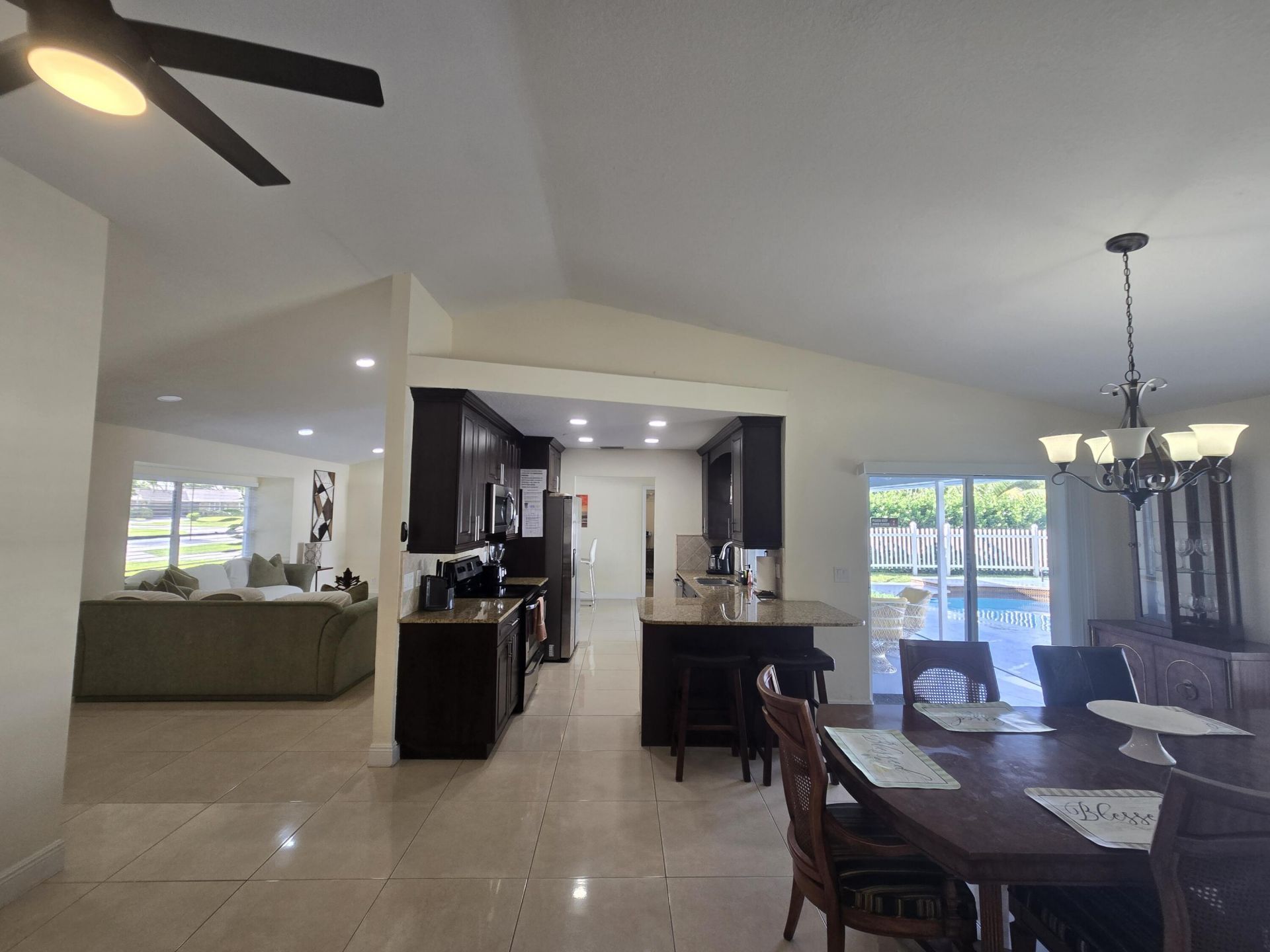 242 Las Palmas Street, Royal Palm Beach, FL 33411 Photo