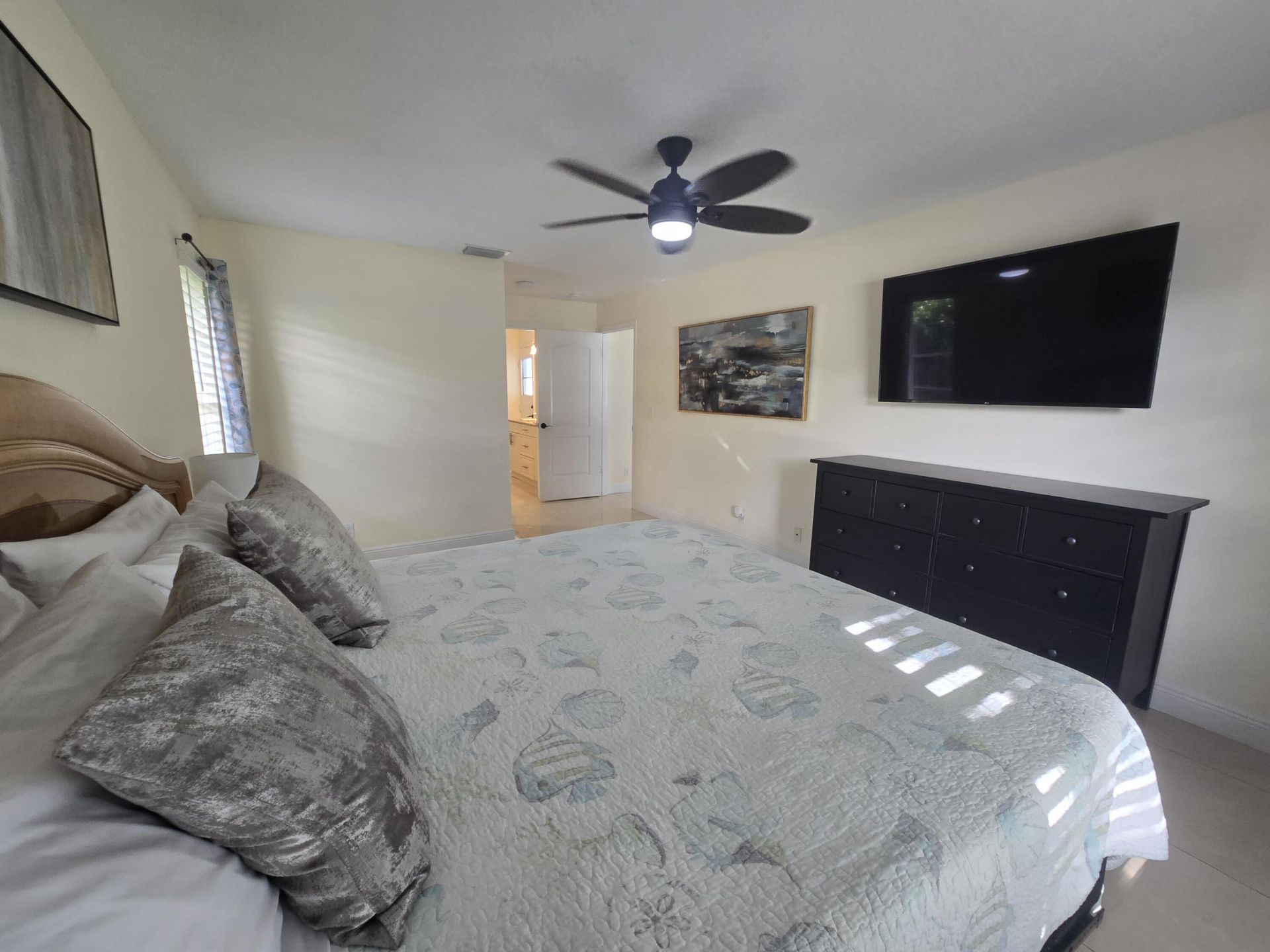 242 Las Palmas Street, Royal Palm Beach, FL 33411 Photo