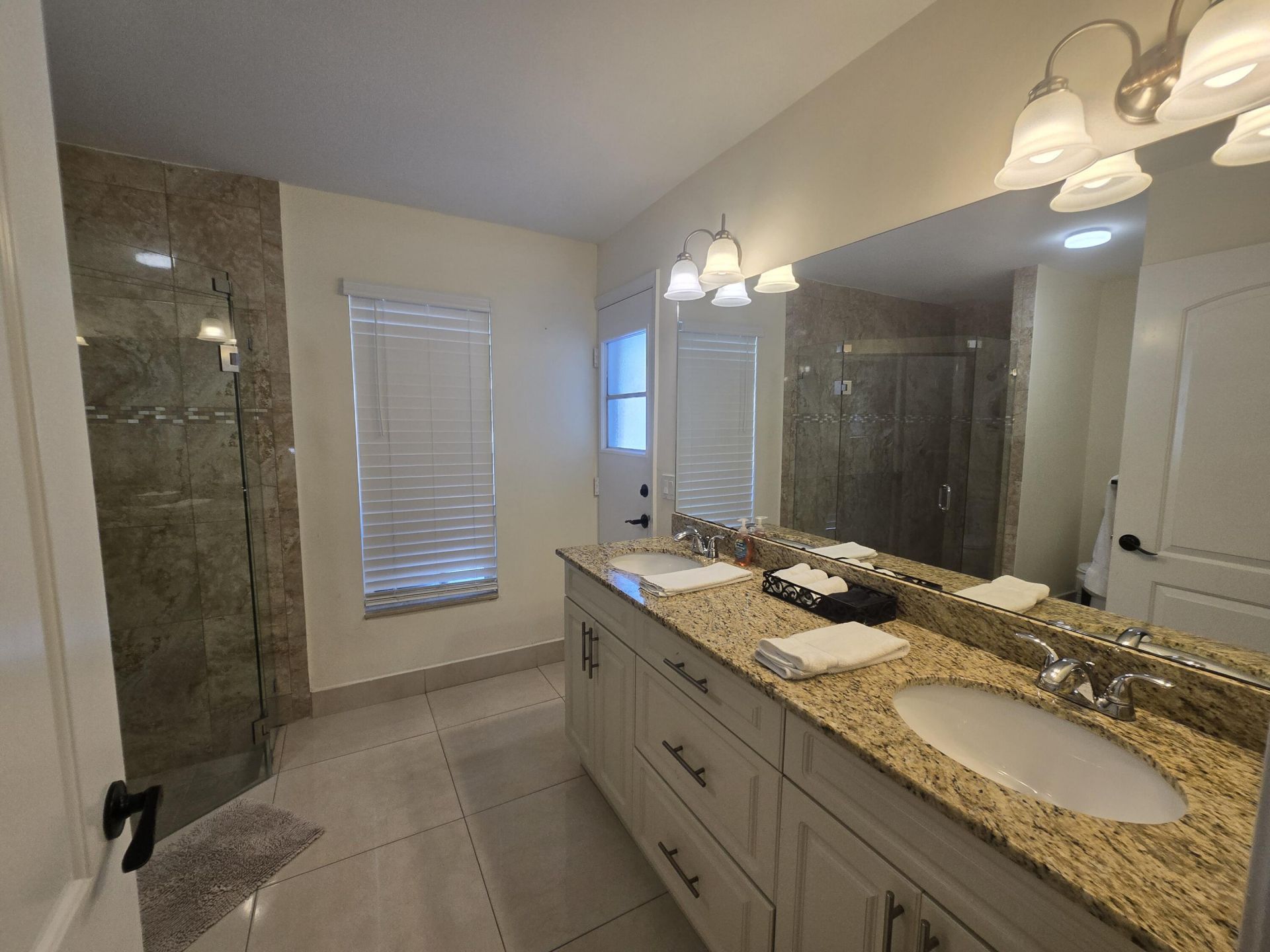 242 Las Palmas Street, Royal Palm Beach, FL 33411 Photo