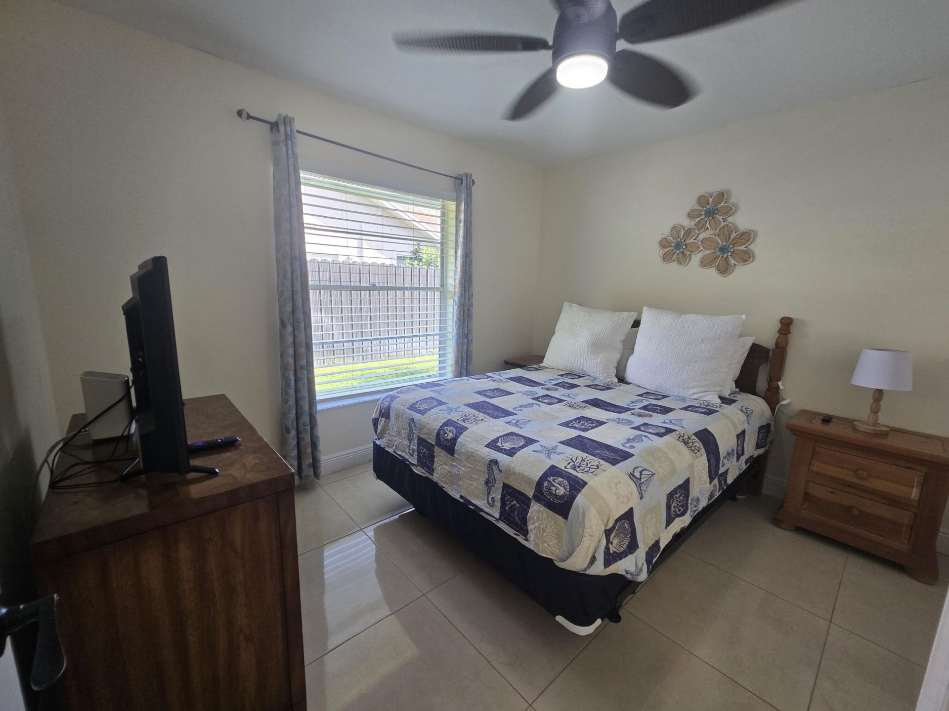 242 Las Palmas Street, Royal Palm Beach, FL 33411 Photo