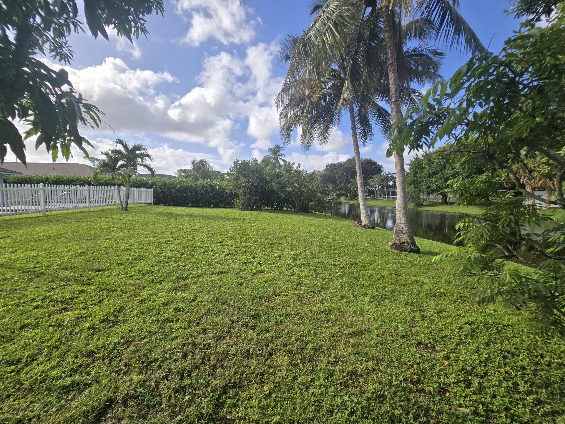 242 Las Palmas Street, Royal Palm Beach, FL 33411 Photo