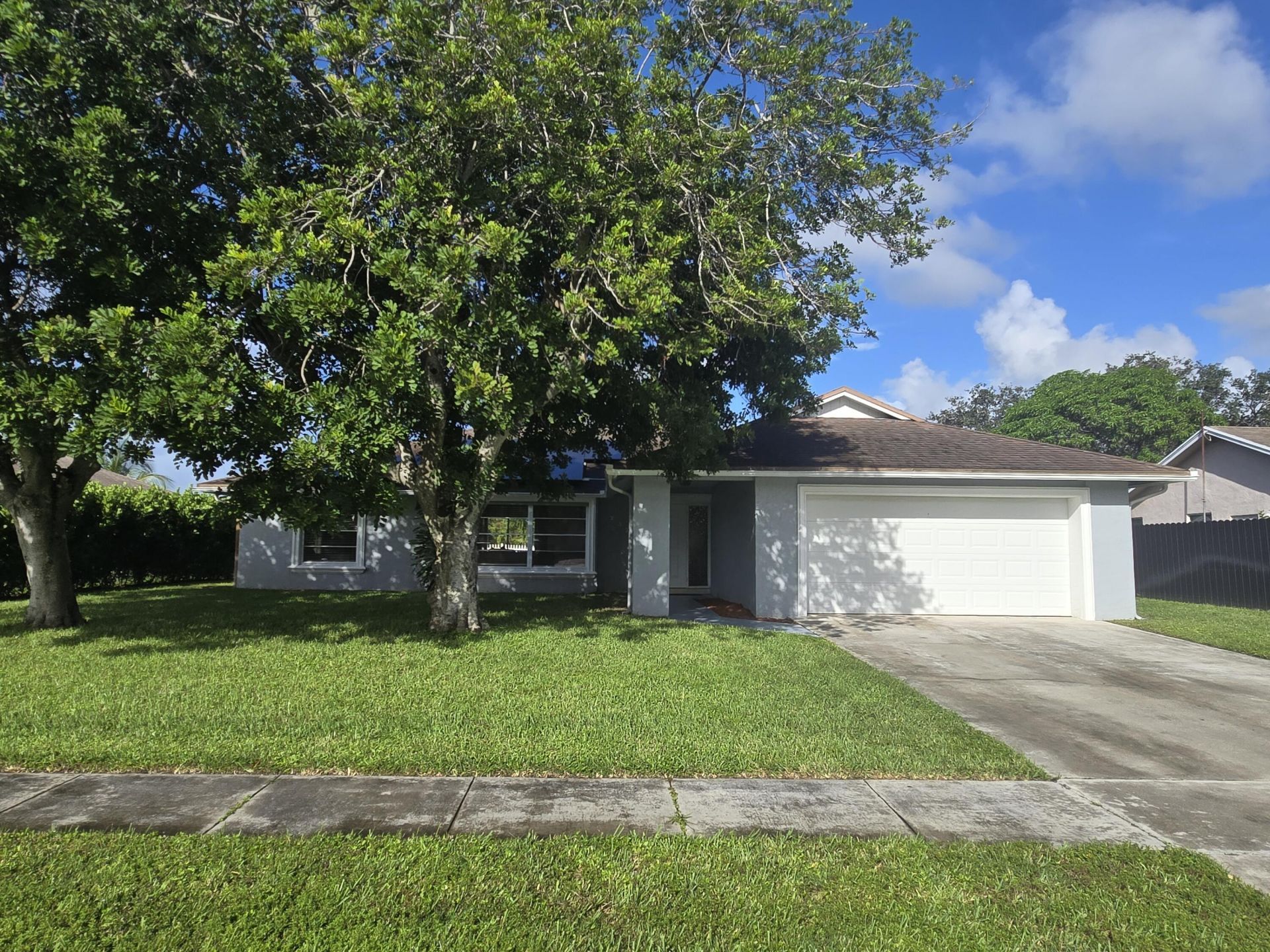 242 Las Palmas Street, Royal Palm Beach, FL 33411 Photo