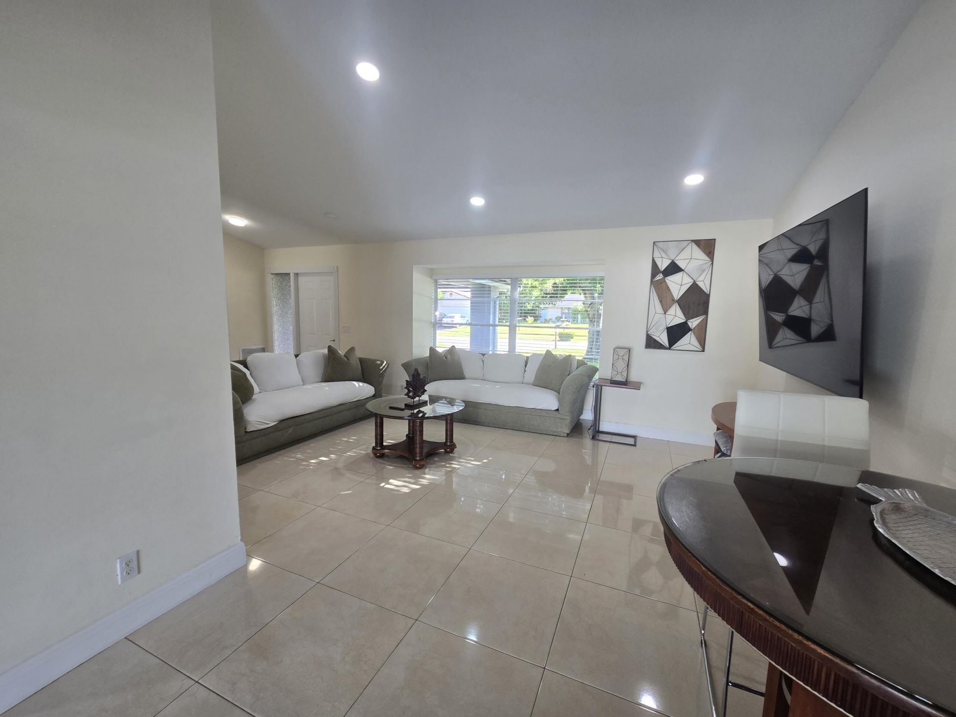 242 Las Palmas Street, Royal Palm Beach, FL 33411 Photo