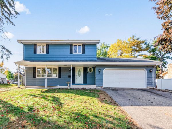 6019 Zenith Avenue N, Brooklyn Center, MN 55429