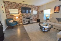 235 Harvest Glen Lane photo 4