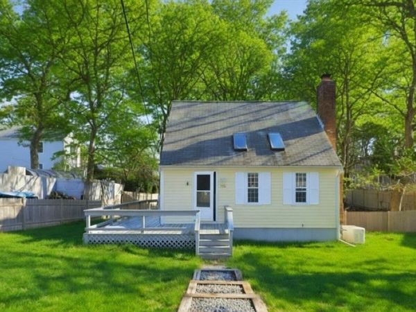 292 Megan Rd, Barnstable, MA 02601