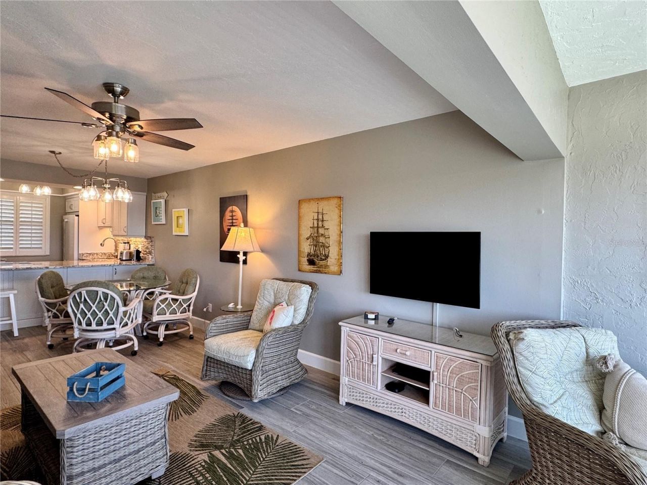 4350 Chatham Drive, Unit E307, Longboat Key, FL 34228 Photo