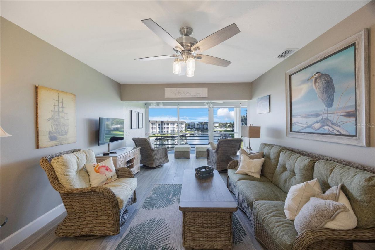 4350 Chatham Drive, Unit E307, Longboat Key, FL 34228 Photo