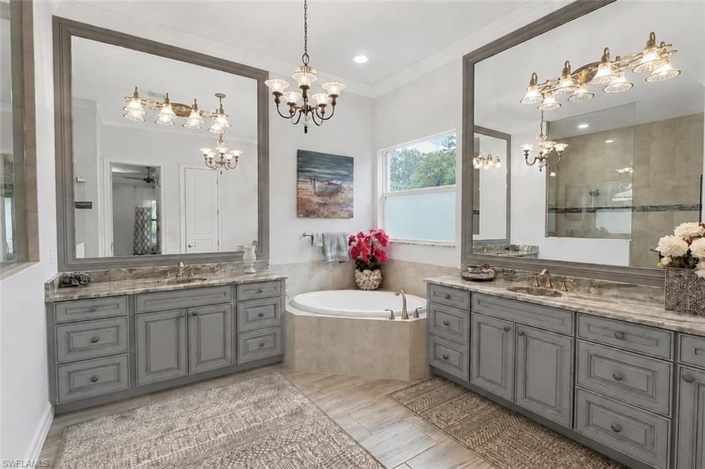 9369 Campanile Cir, Naples, FL 34114 Photo