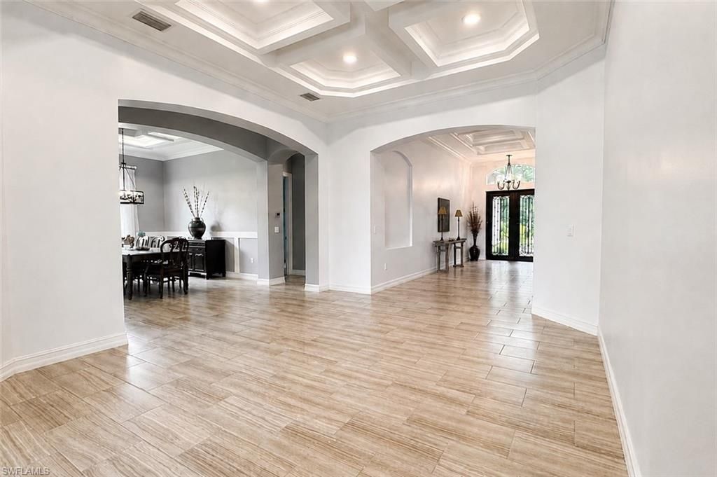 9369 Campanile Cir, Naples, FL 34114 Photo
