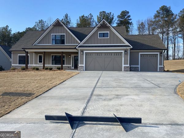 1409 Willowbend Place, Monroe, GA 30655