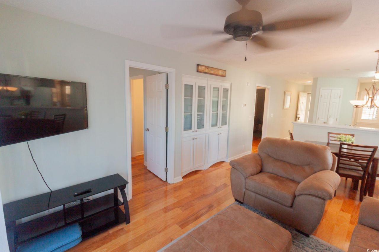 697 Tupelo Ln. Photo 14