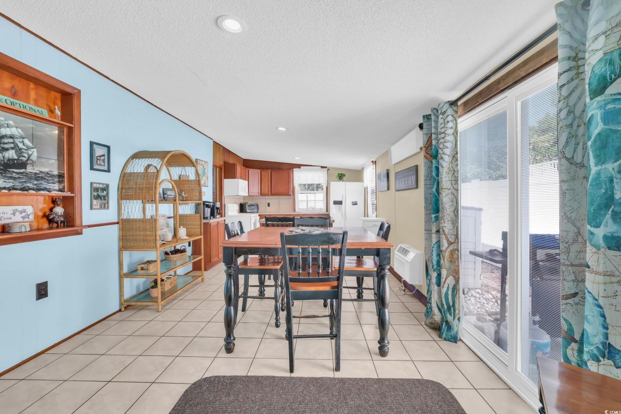 1902 Edge Dr. Photo 10