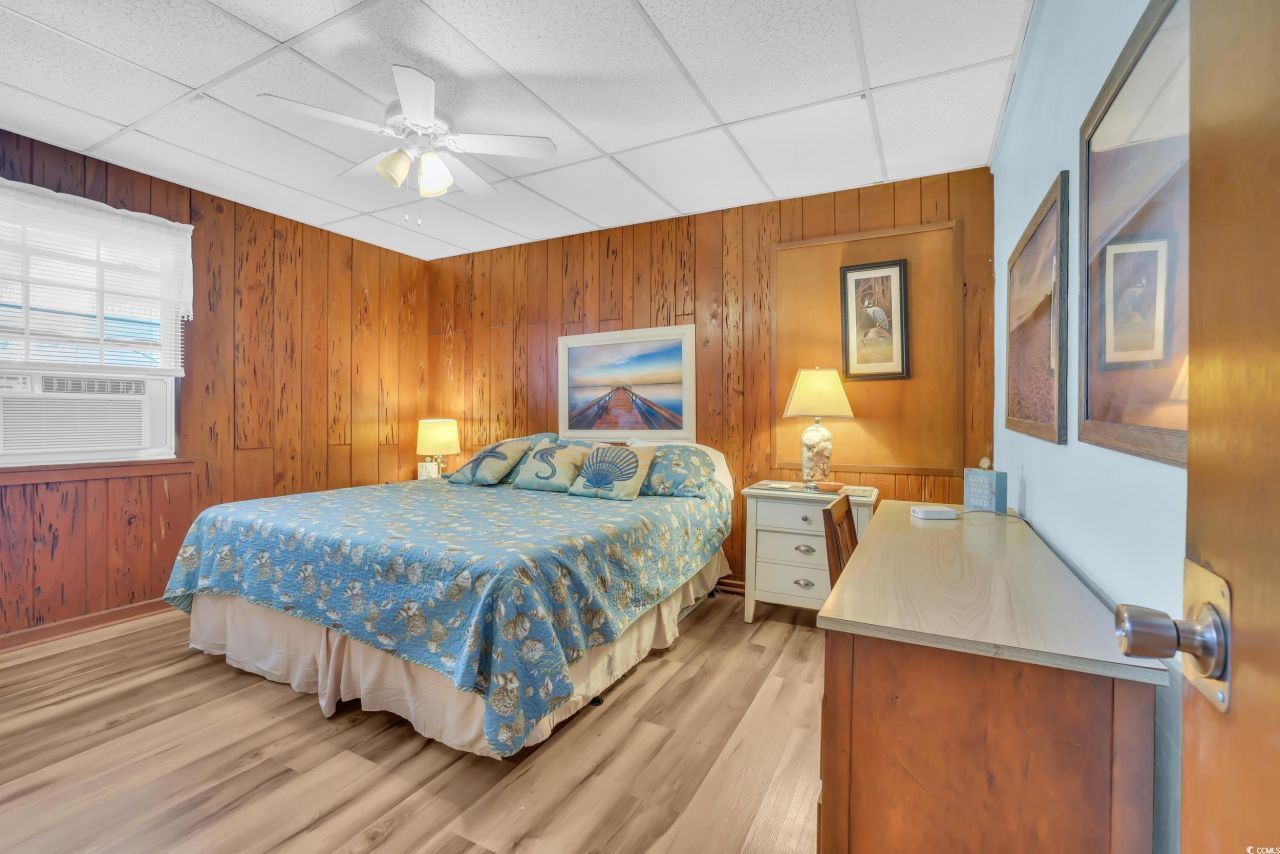 1902 Edge Dr. Photo 12