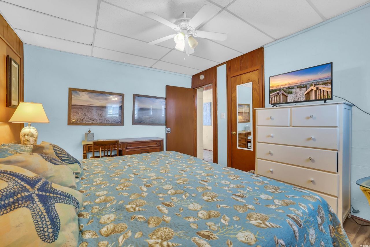 1902 Edge Dr. Photo 13