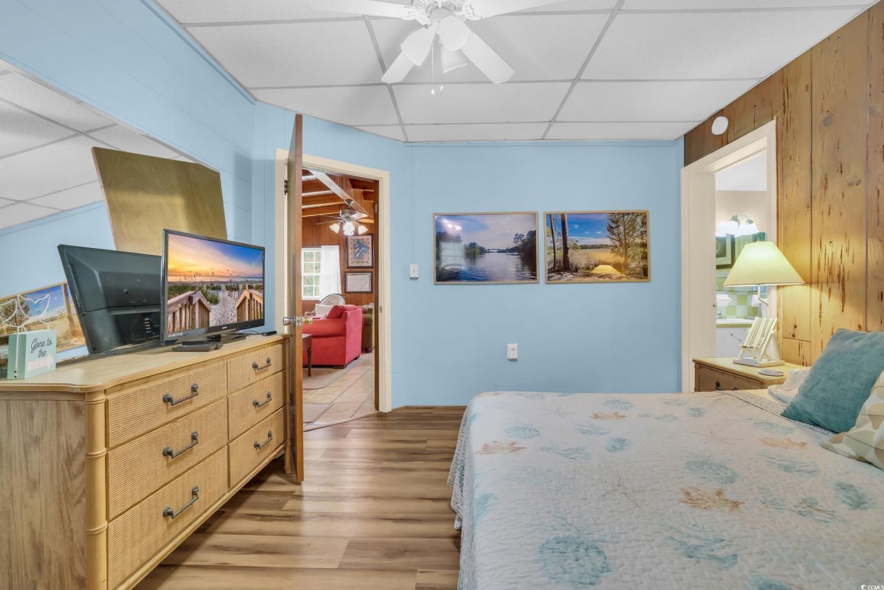 1902 Edge Dr. Photo 15