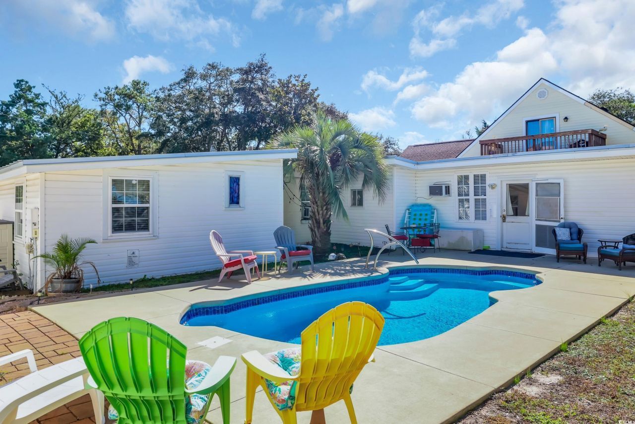 1902 Edge Dr. Photo 24