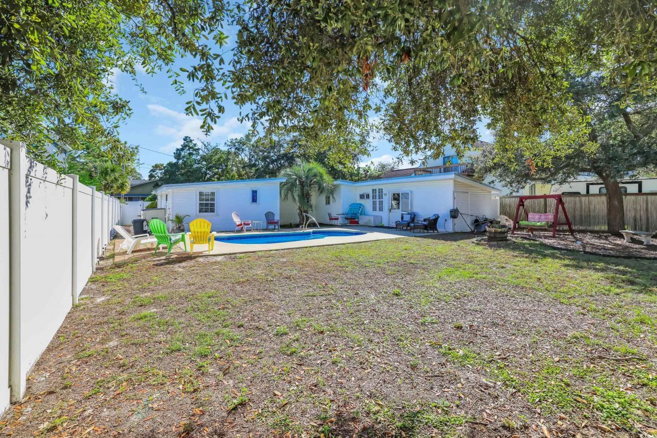 1902 Edge Dr. Photo 31