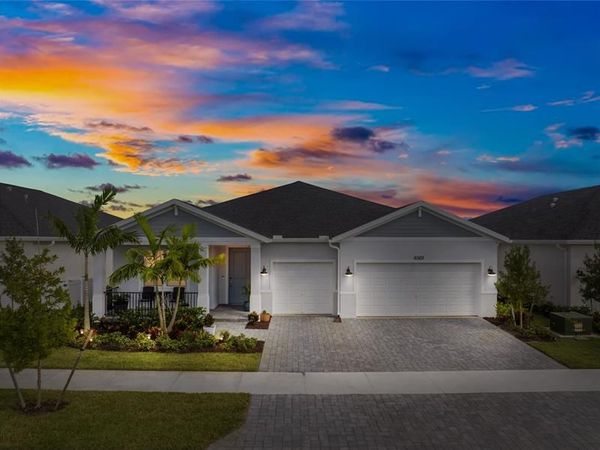 6369 NW Cloverdale Ave, Port St Lucie, FL 34987