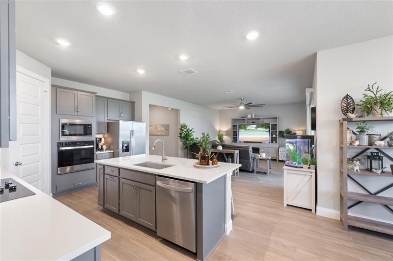 6369 NW Cloverdale Ave, Port Saint Lucie, FL 34987 Photo