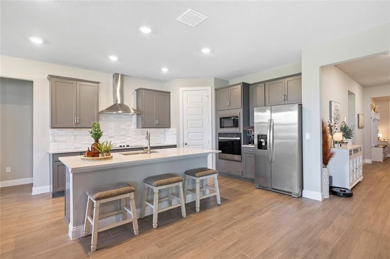 6369 NW Cloverdale Ave, Port Saint Lucie, FL 34987 Photo