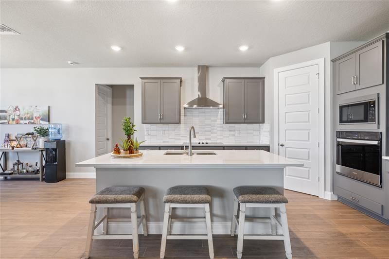 6369 NW Cloverdale Ave, Port Saint Lucie, FL 34987 Photo