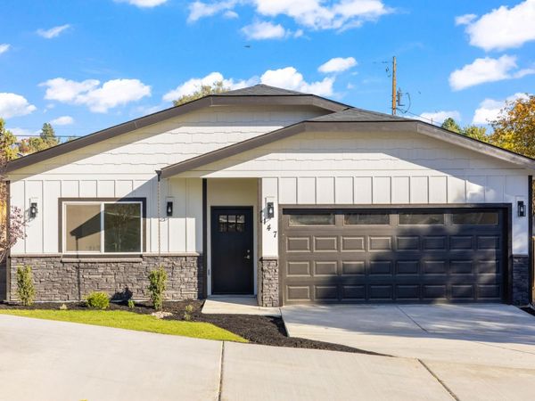 147 SE 16th Street, Madras, OR 97741