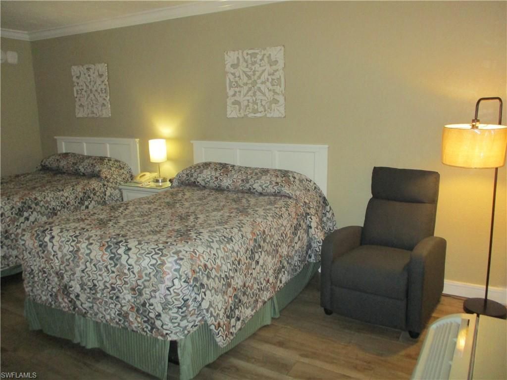 2555 9th St N, Unit 131, Naples, FL 34103 Photo