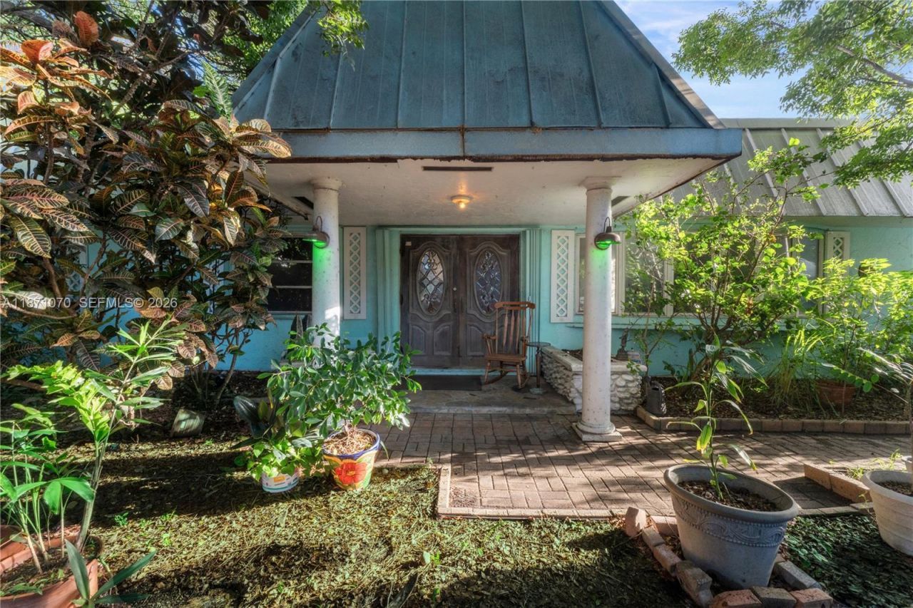 3260 Lakeview Dr, Pompano Beach, FL 33062 Photo