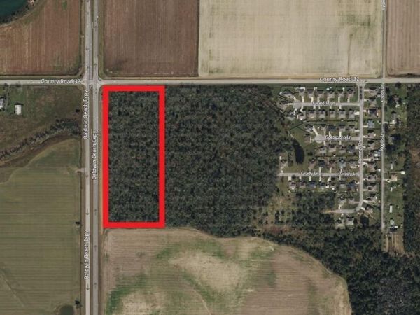 000 Baldwin Beach Express, Summerdale, AL 36580