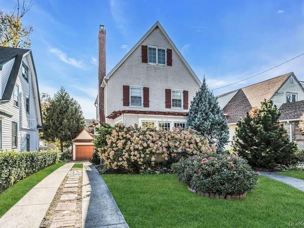 4172 Glenwood Street, Little Neck, NY 11363