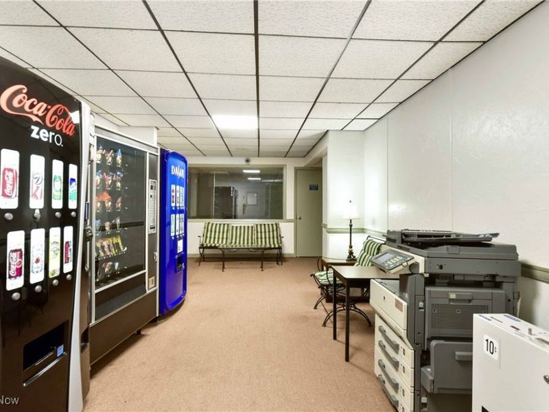 12700 Lake Avenue, Unit 801, Lakewood, OH 44107 Photo 26