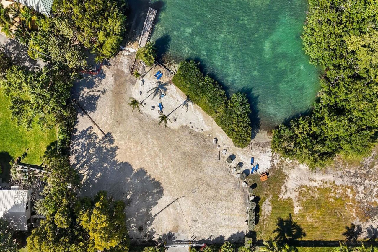 251 Azalea Street, Tavernier, FL 33070 Photo