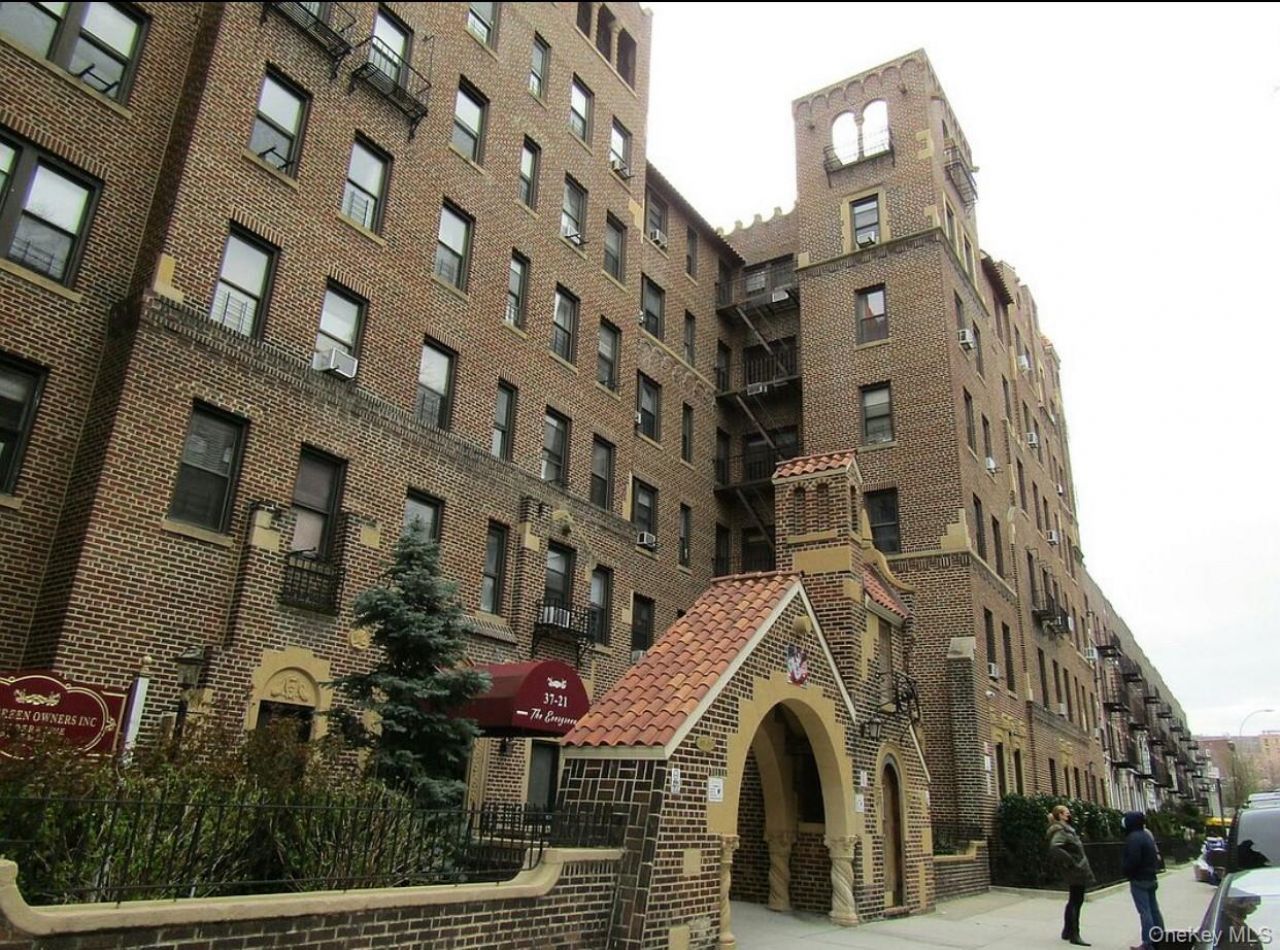 37-21 80th Street, Unit 1F, Jackson Heights, NY 11372 Main Photo