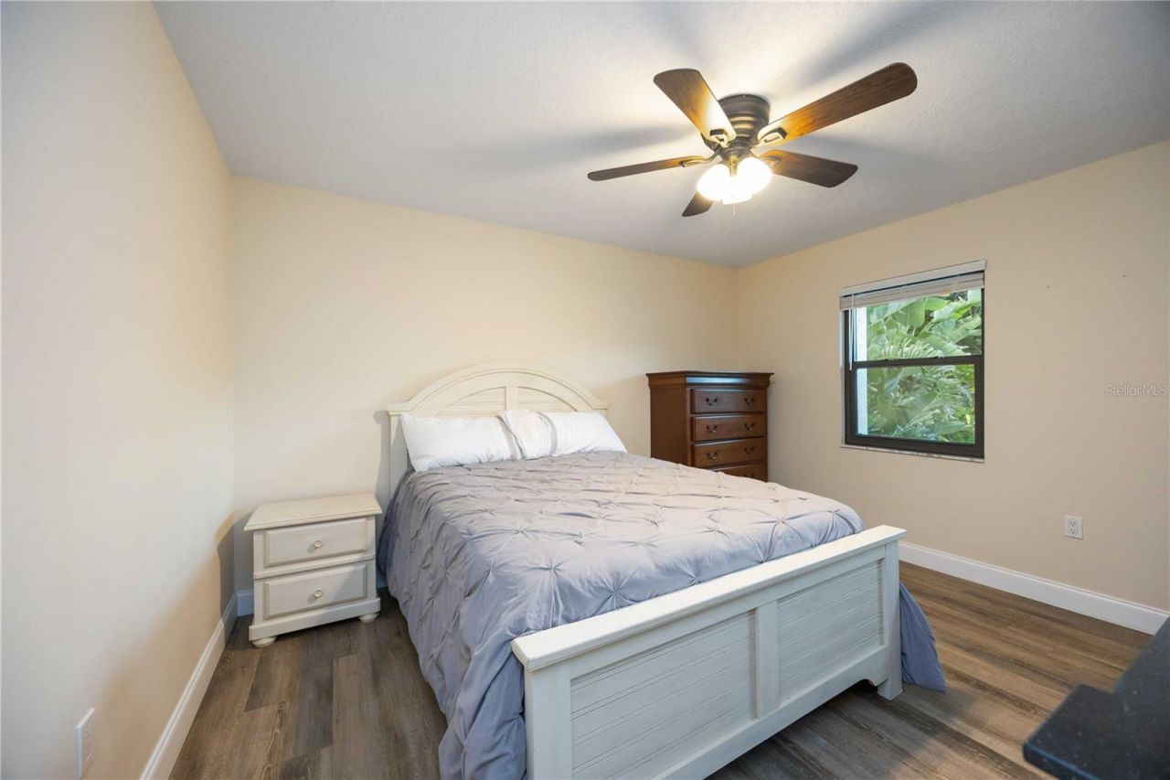 635 Tropical Circle, Sarasota, FL 34242 Photo