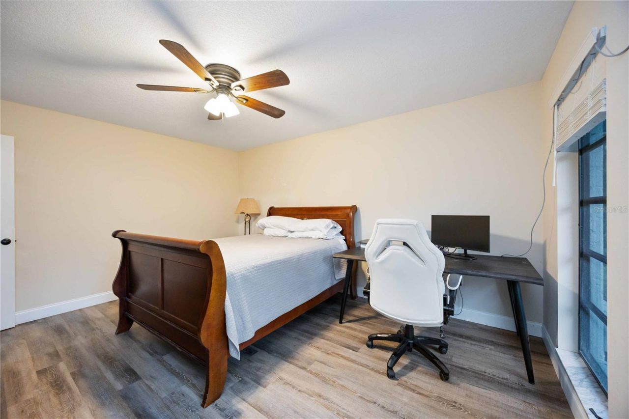 635 Tropical Circle, Sarasota, FL 34242 Photo