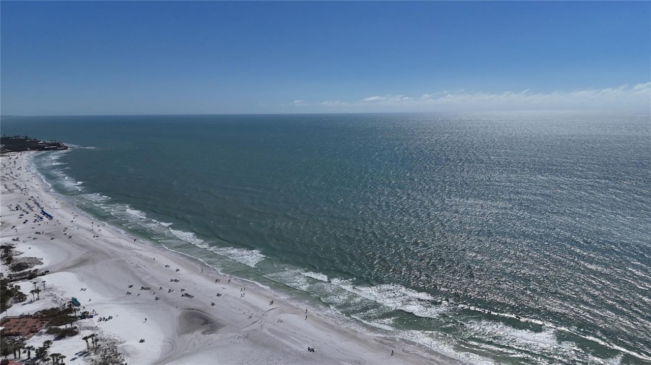 635 Tropical Circle, Sarasota, FL 34242 Photo