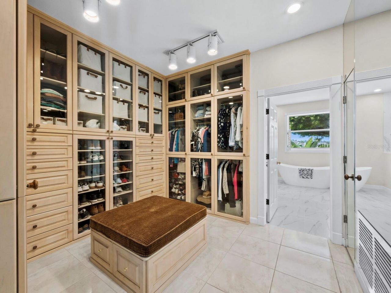 3408 Fair Oaks Lane, Longboat Key, FL 34228 Photo