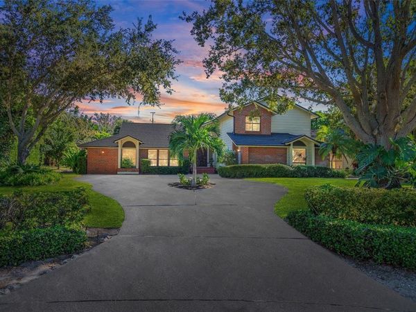 2371 LANDINGS CIRCLE, BRADENTON, FL 34209