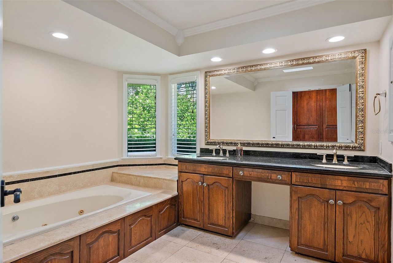 2371 Landings Circle, Bradenton, FL 34209 Photo