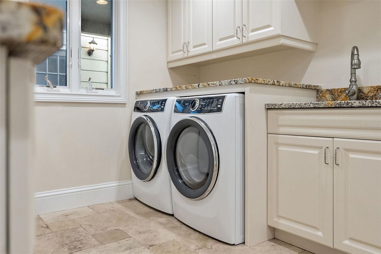 2371 Landings Circle, Bradenton, FL 34209 Photo