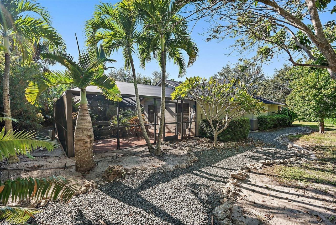 2371 Landings Circle, Bradenton, FL 34209 Photo