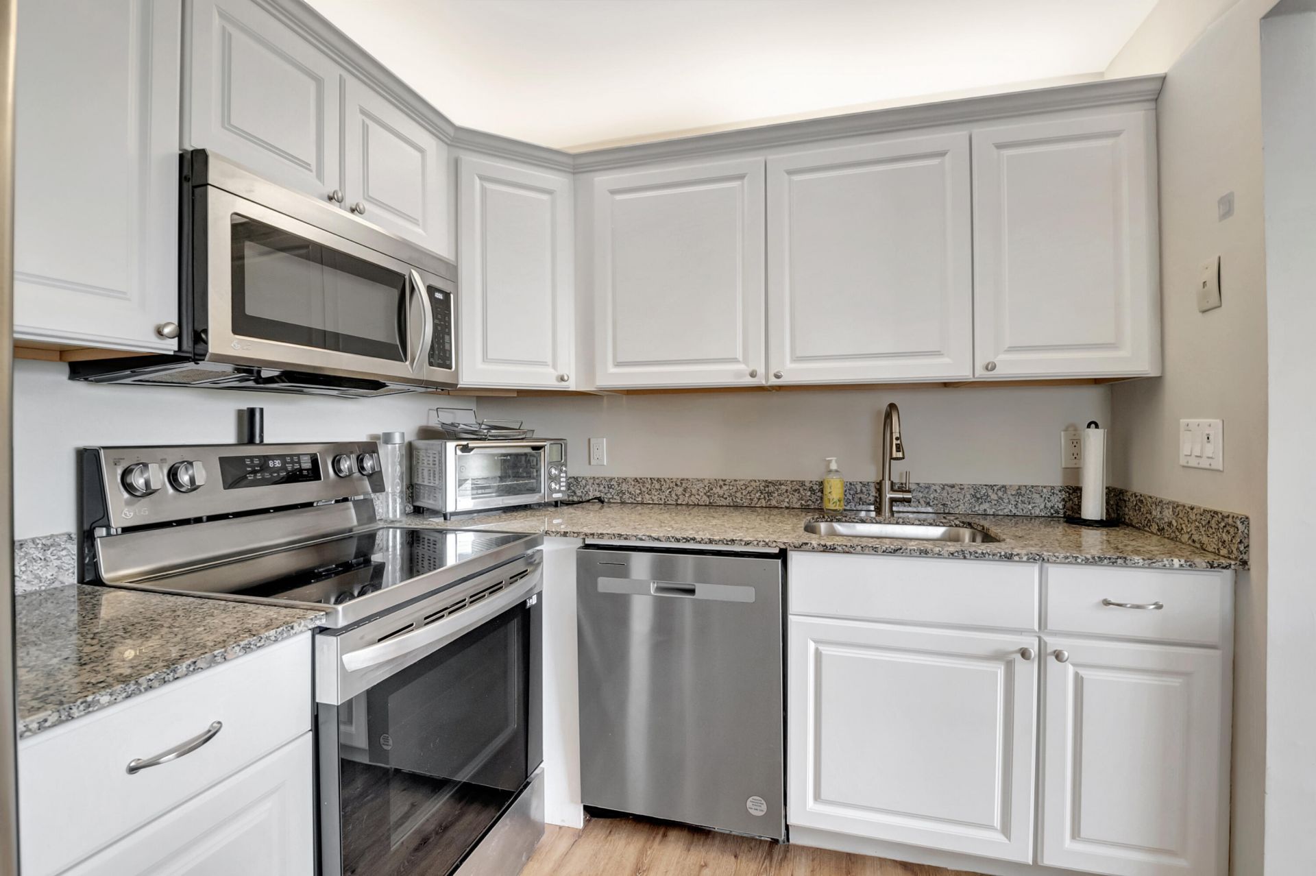 195 Monaco E, Unit 195, Delray Beach, FL 33446 Photo
