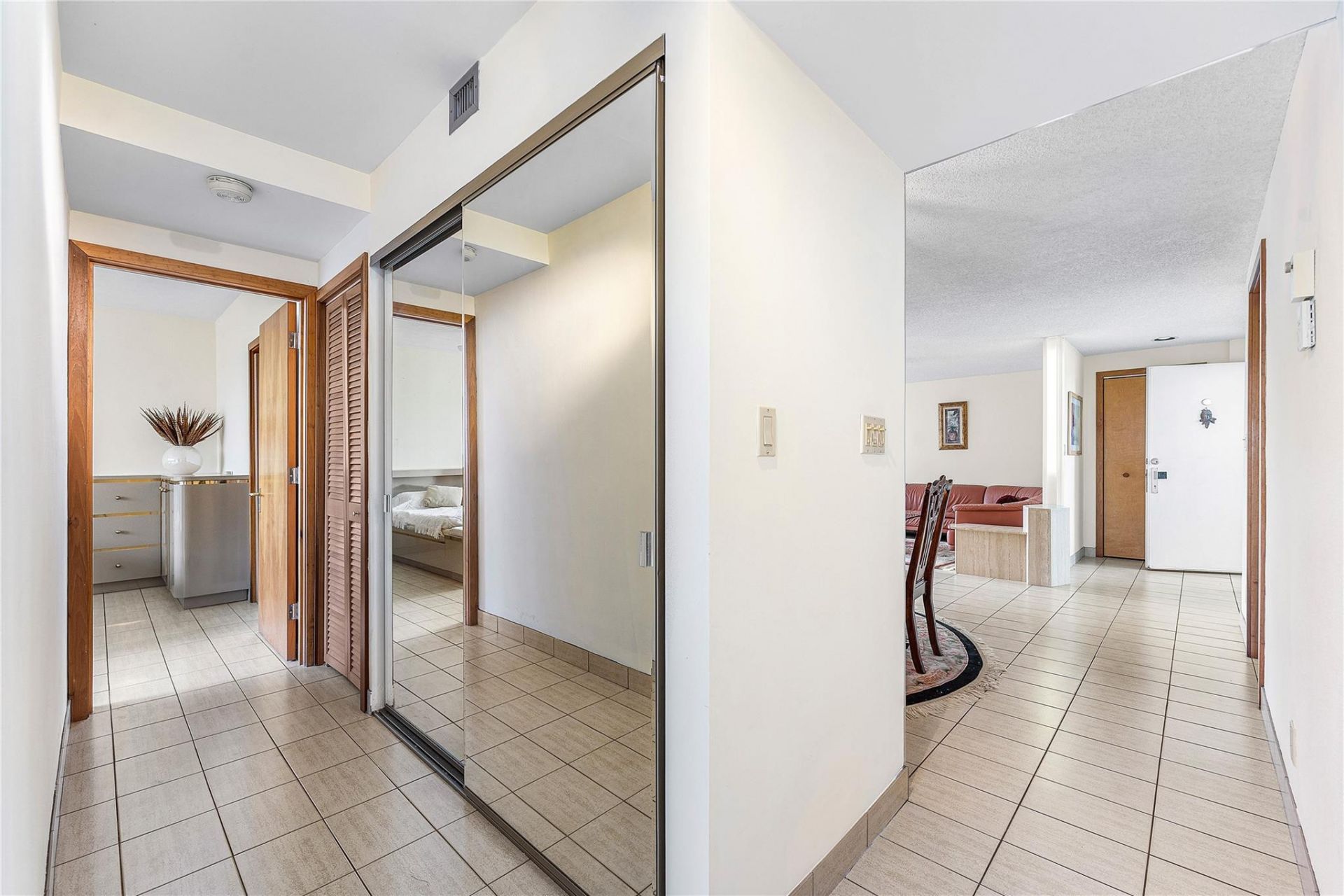 1900 S Ocean Drive, Unit 812, Fort Lauderdale, FL 33316 Photo