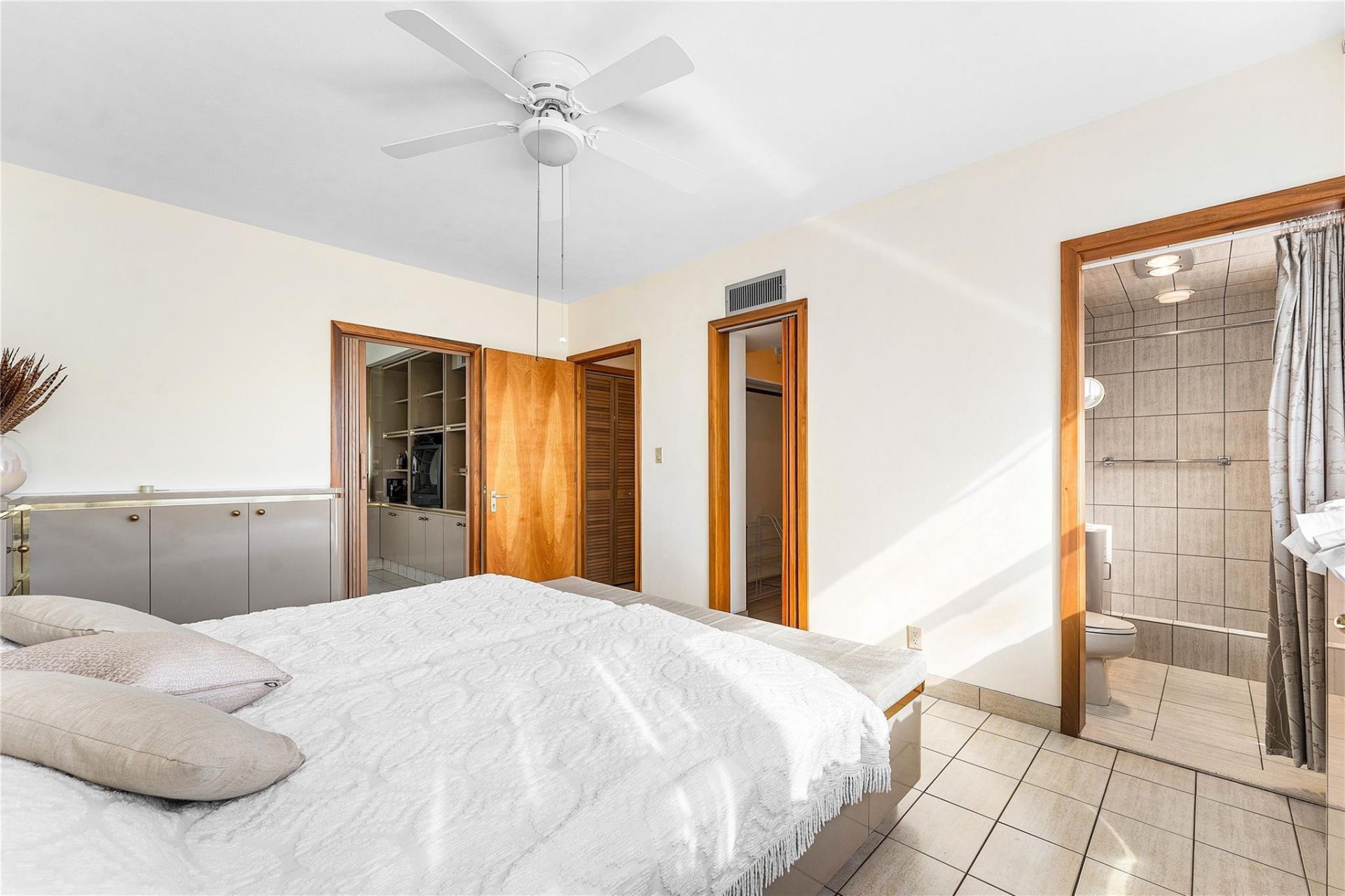 1900 S Ocean Drive, Unit 812, Fort Lauderdale, FL 33316 Photo