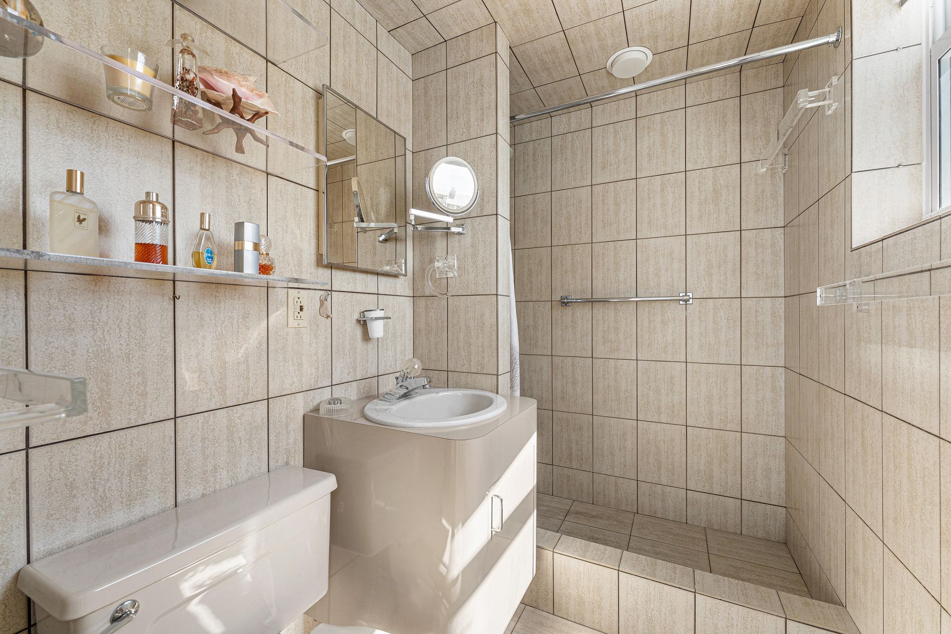 1900 S Ocean Drive, Unit 812, Fort Lauderdale, FL 33316 Photo